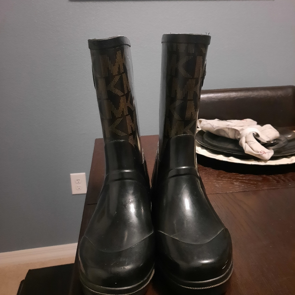 Michael Kors Rainboots